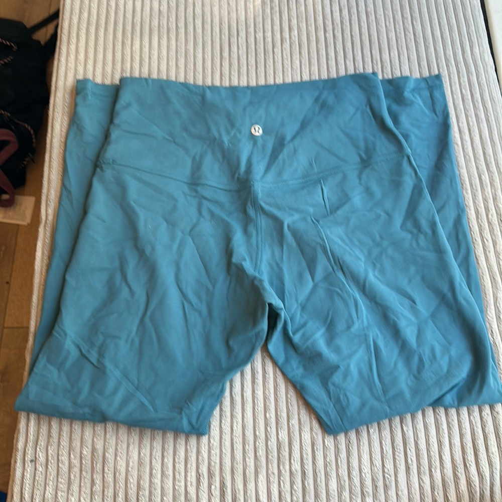 Lululemon Aligns - image 2